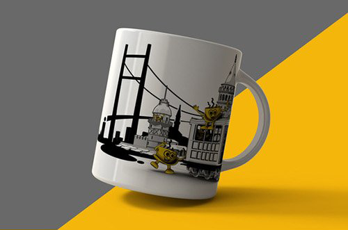 5 Mugs Mock Up PSD